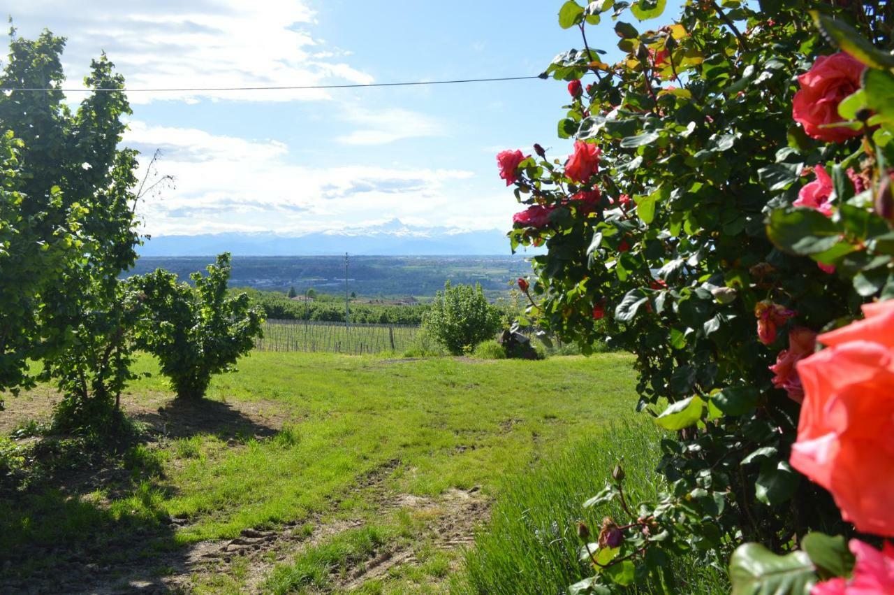 Tra... Monti E Vigne Bed and Breakfast La Morra Exterior foto